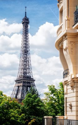 eiffel tour and paris street