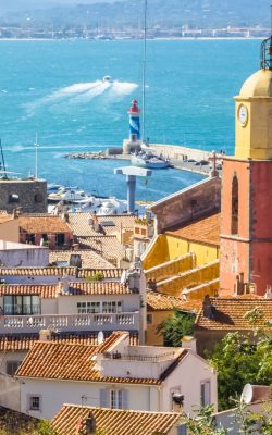 ville et port de saint tropez, côte d'azur, france
